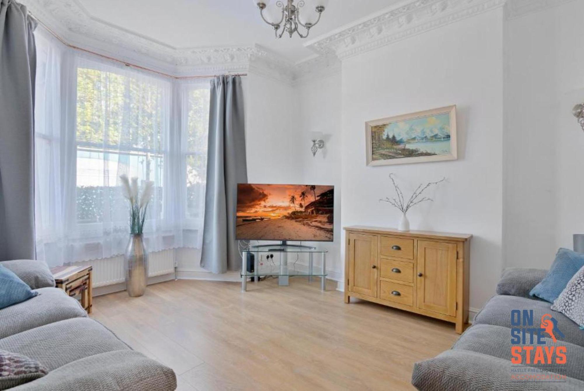 Onsitestays: Tranquil Wimbledon 2BR with Garden London Exterior photo